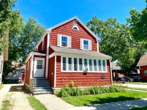 Building Photo - 39 S Randall Ave
