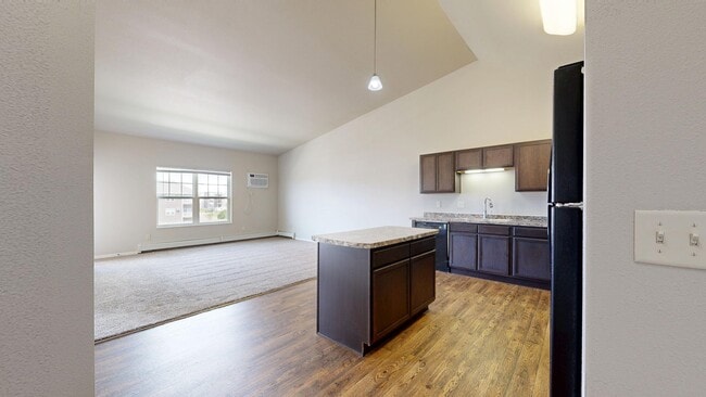 Building Photo - Falcon & Mallard Heights