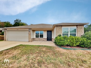Building Photo - 7008 Pearl Vly Cv