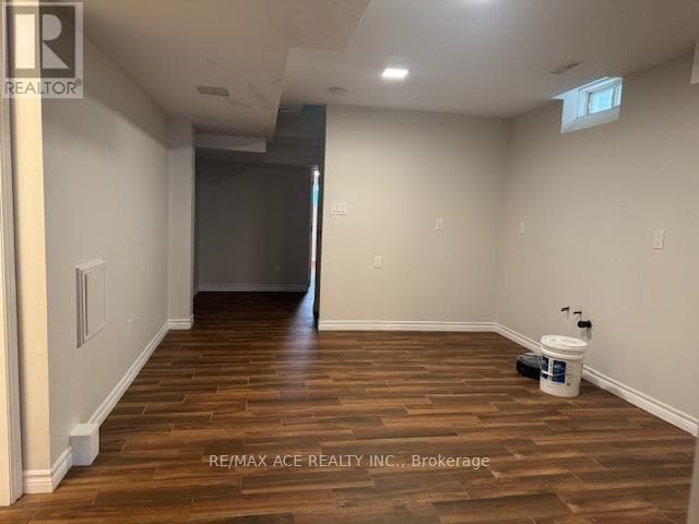 Building Photo - 4 Apple Valley Way