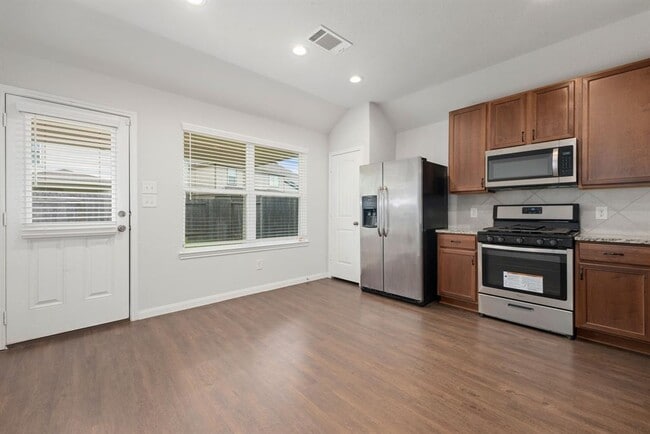 Building Photo - 17555 Greystanes Rd