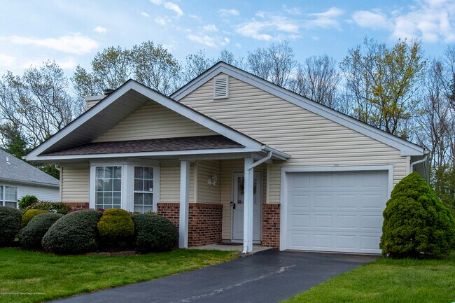 Building Photo - 9 Ivy Ct