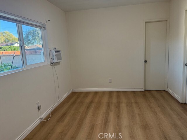 Foto del edificio - 11111 Wildflower Rd