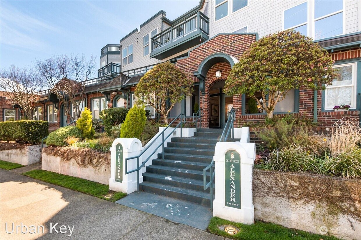 Foto principal - 2 br, 1.5 bath House - 2920 Alki Ave Unit ...
