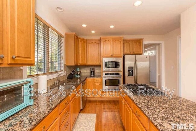 Foto del edificio - 9602 Heathermill Ln