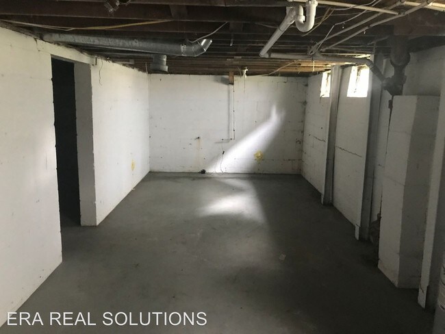 Building Photo - 3 br, 1 bath House - 1447 Republic Avenue