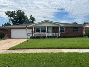 Building Photo - 4618 Weber Rd