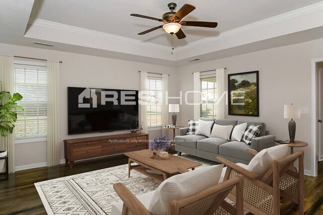 Building Photo - 18347 Upland Trl