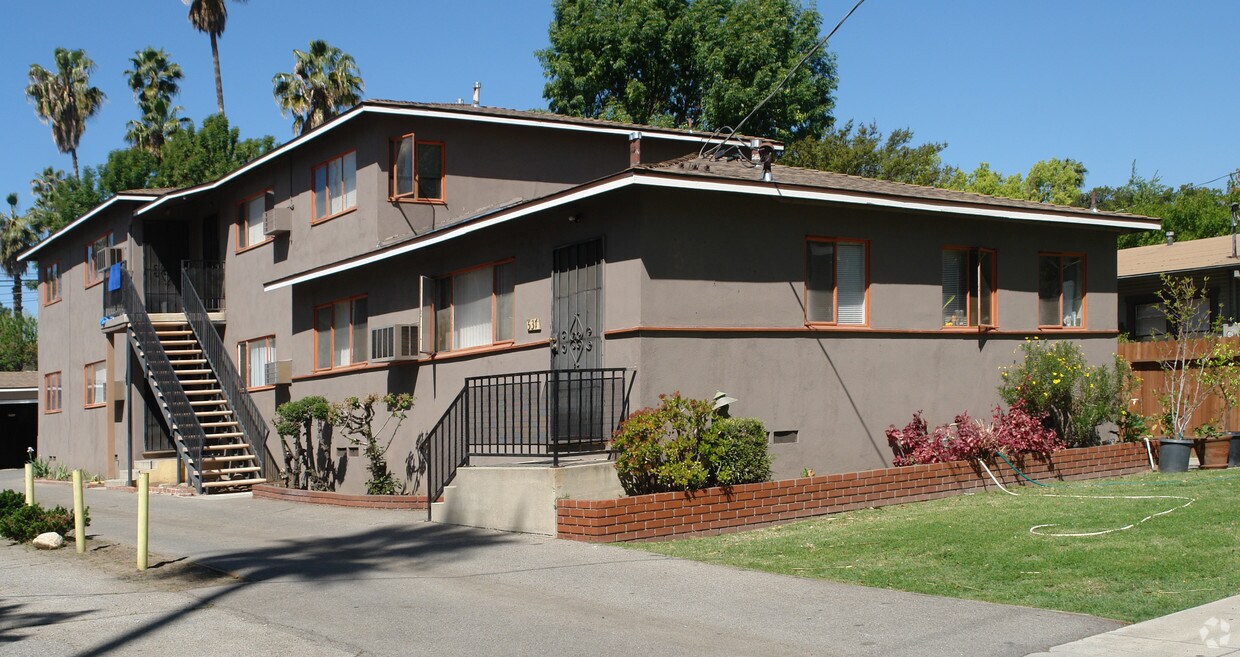 Building Photo - 537 Catalina Ave