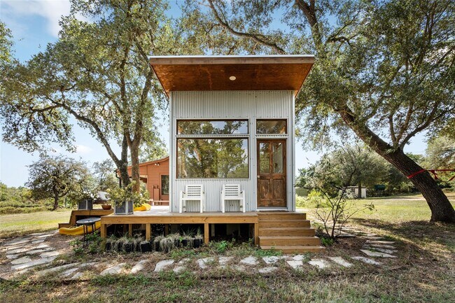 Foto del edificio - 11773 Newberg Rd