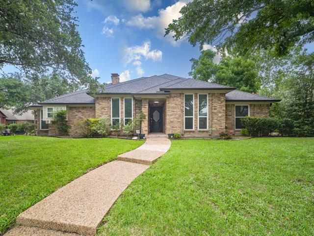 Foto principal - 7315 Debbe Dr