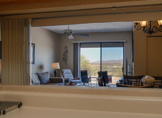 Foto del edificio - Modern Efficient 1bd/1b Natural Northwest ...