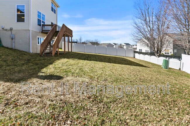 Foto del edificio - 19282 Orchard Ave