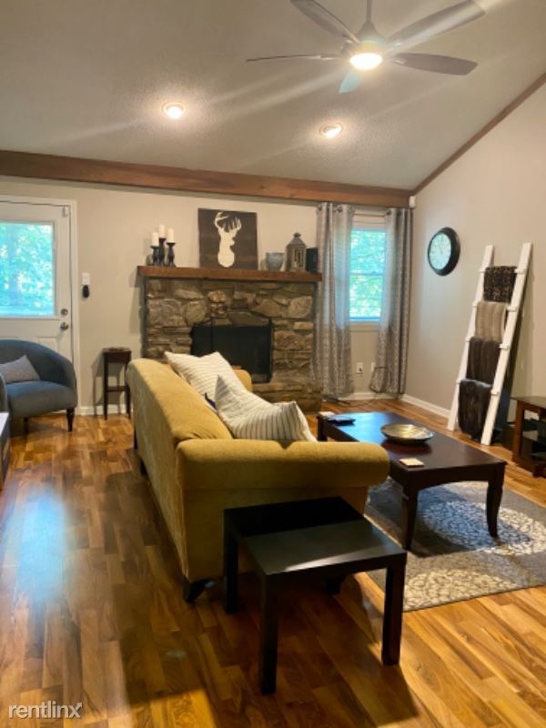 Building Photo - 3 br, 2 bath House - 12801 Pleasant Forest Dr