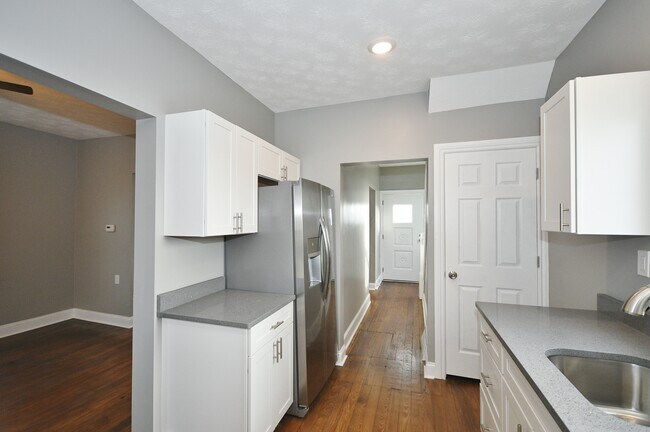 Building Photo - 425 Highfield Ave