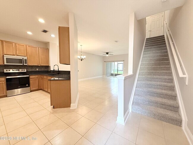Building Photo - 12301 Kernan Forest Blvd