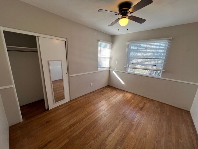 Foto del edificio - Tyler &amp; Maryland Duplex