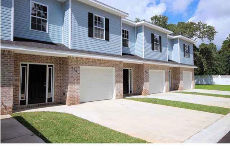 Primary Photo - 992 Leigh Ann Ln
