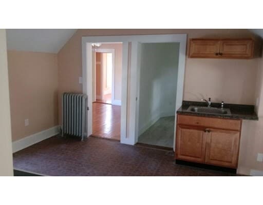Primary Photo - 125 Elm St