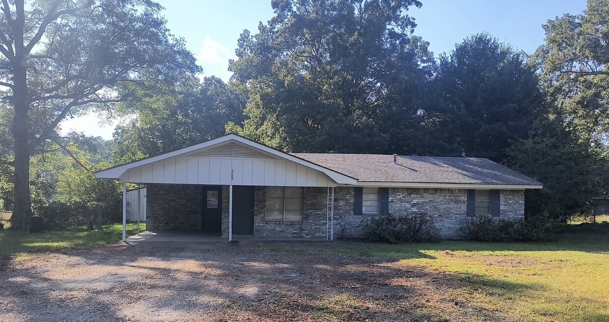 Primary Photo - 3000 Kay Don Rd