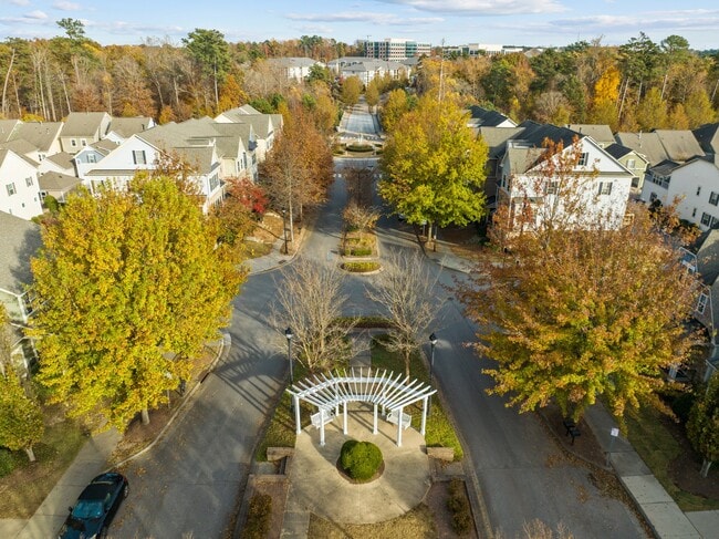 Amenities include Pool, Clubhouse, Playground, & Dog Park - 1319 Rodessa Run