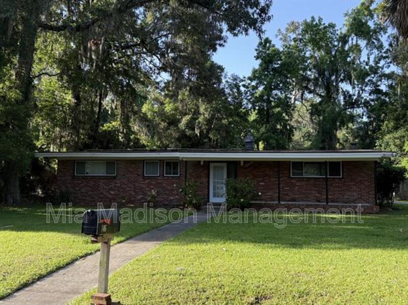 Foto principal - 146 Jacquelyn Dr