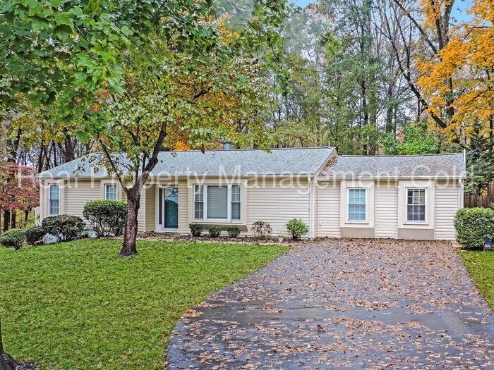 Foto principal - Pet Friendly Single Level with Fenced Yard