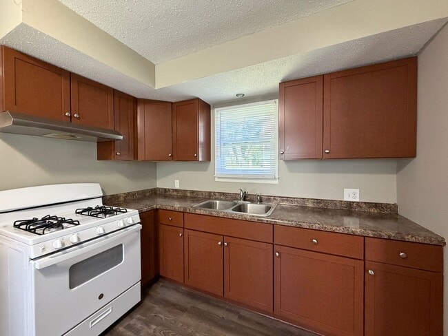 Foto del edificio - Charming Remodeled 2-Bedroom Home