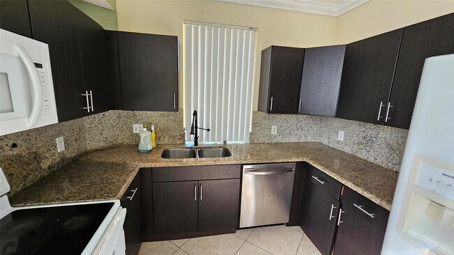 Foto del edificio - 6960 SW 39th St