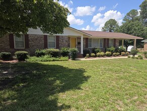Building Photo - 1503 Palmer Dr
