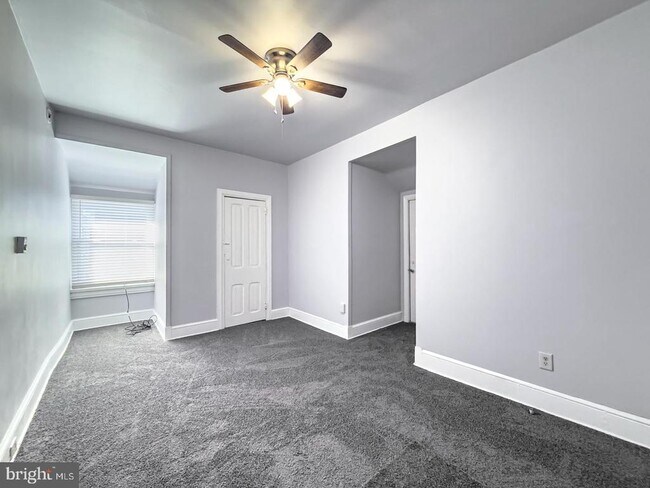 Foto del edificio - 419 Woodward St