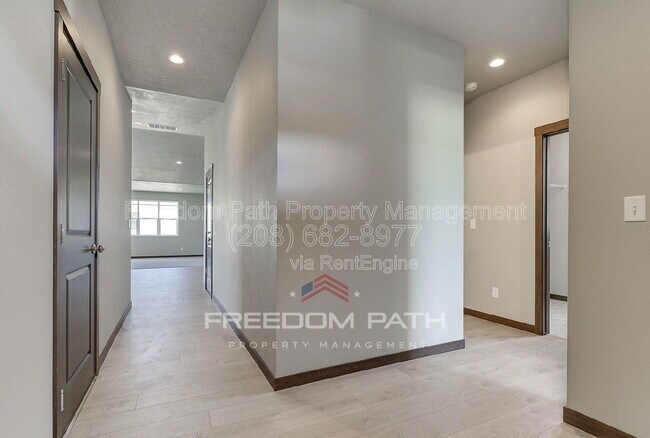 Foto del edificio - 176 Inkwood St