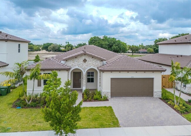 Foto del edificio - 2972 SE 23rd Ave