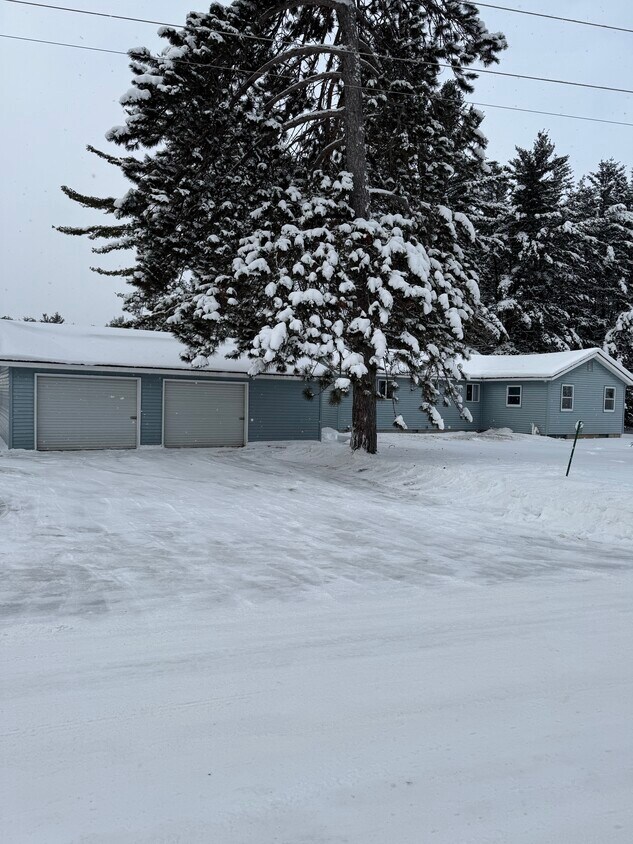 Foto del edificio - 1041 Bloom Rd