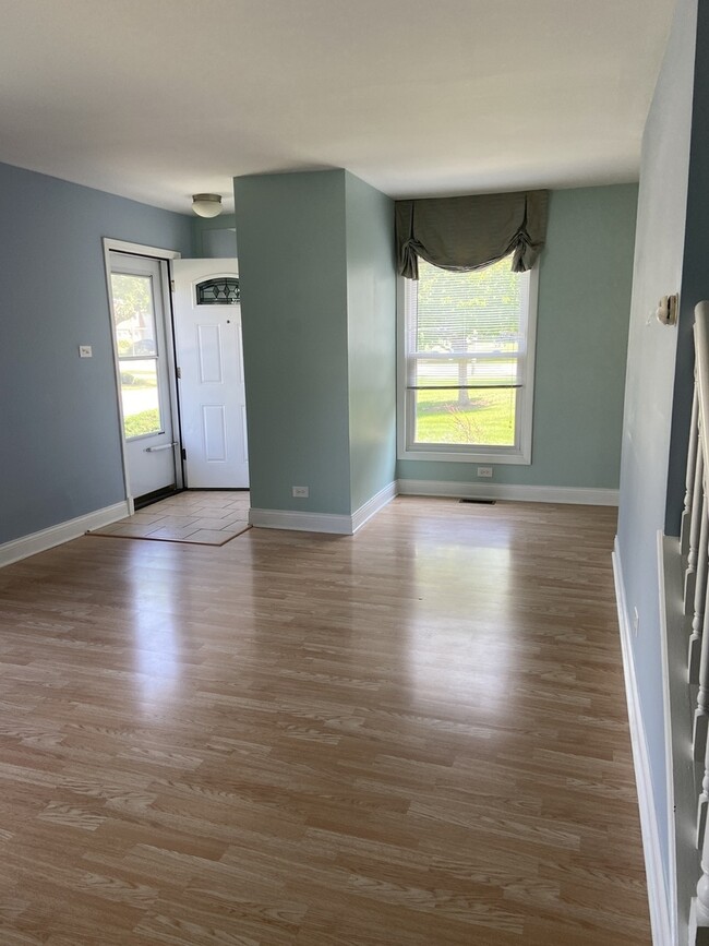 Building Photo - 2318 Oxhill Ct
