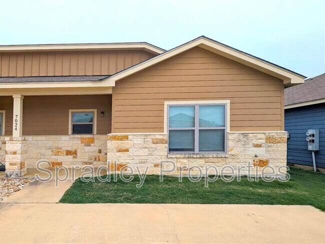 Building Photo - 7024B Cameron Park Rd