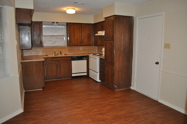 Foto del edificio - Single Family Home in Watauga