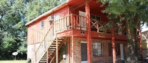 Primary Photo - 6644 Applegate St