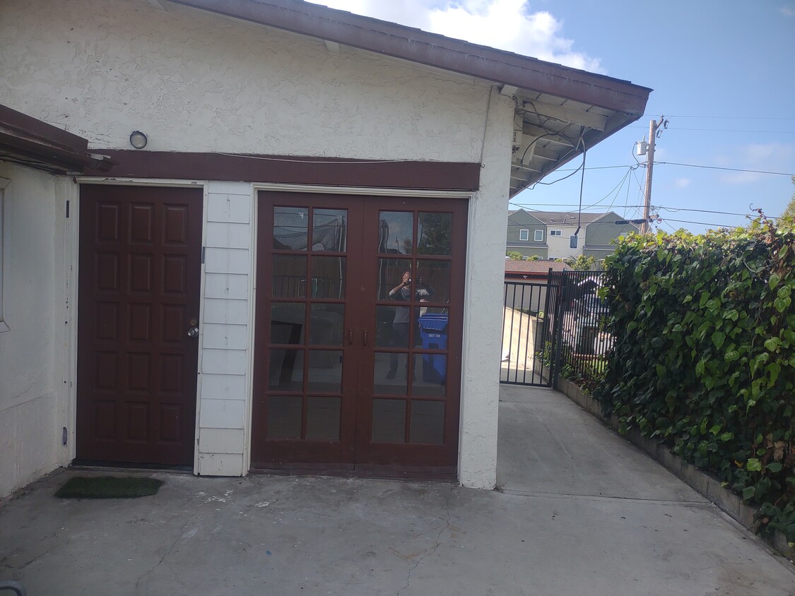 Primary Photo - 620 Ocean Crest Rd