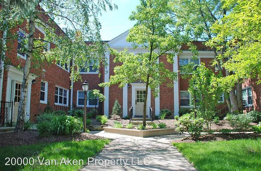 Primary Photo - 20000 Van Aken Blvd