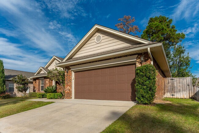 Foto del edificio - Beautiful 4 Bed / 2.5 Bath Home in Duggan ...