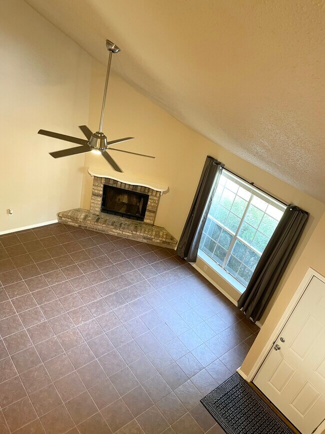 716 Heavens Dr Unit 15, Mandeville, LA 70471 Condo for Rent in