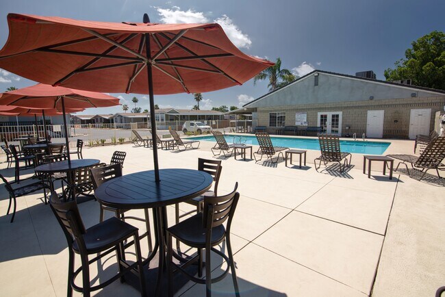 Foto del edificio - Country Estates