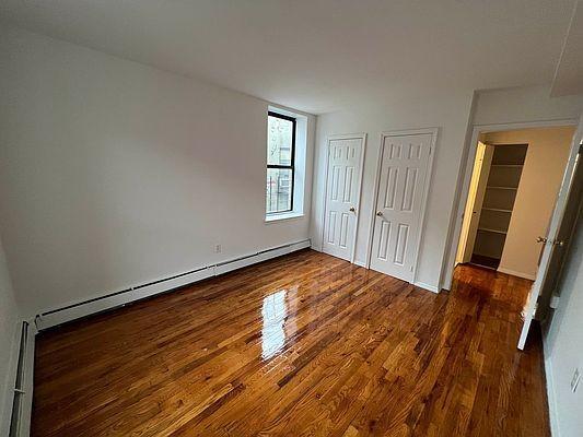 Building Photo - 1 bedroom in BRONX NY 10456