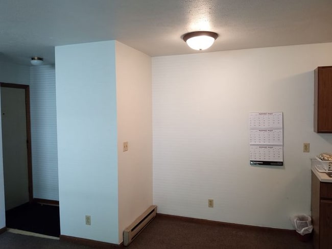 Building Photo - 4766 Wolverton Ln