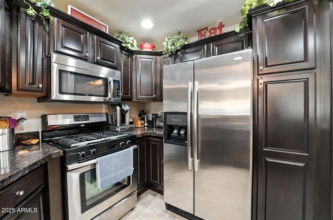 Building Photo - 5350 E Deer Valley Dr