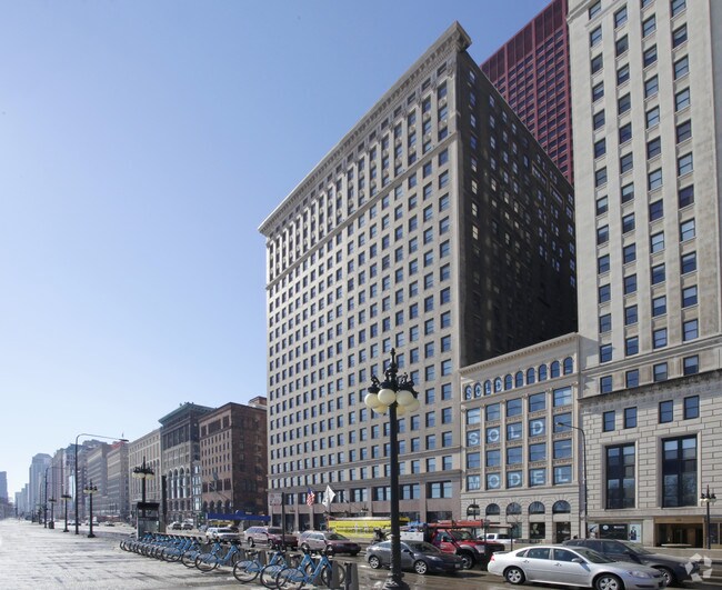 Richelieu Flats Apartments Chicago, IL