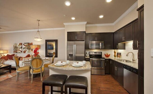 Building Photo - 2 bedroom in Houston TX 77042