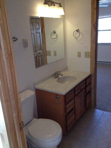 Foto del edificio - 1095 Lakeshore Dr