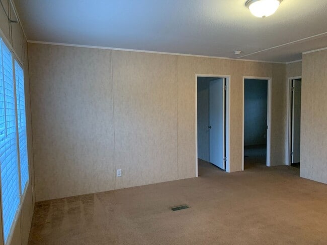 Building Photo - Newer Mobile Home in Lakeland, GA